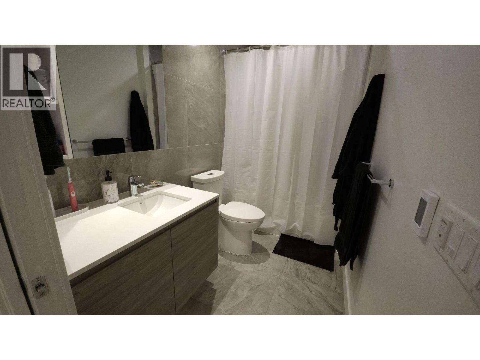 802 660 Quayside Drive, New Westminster, British Columbia  V3M 0P1 - Photo 12 - R3104420