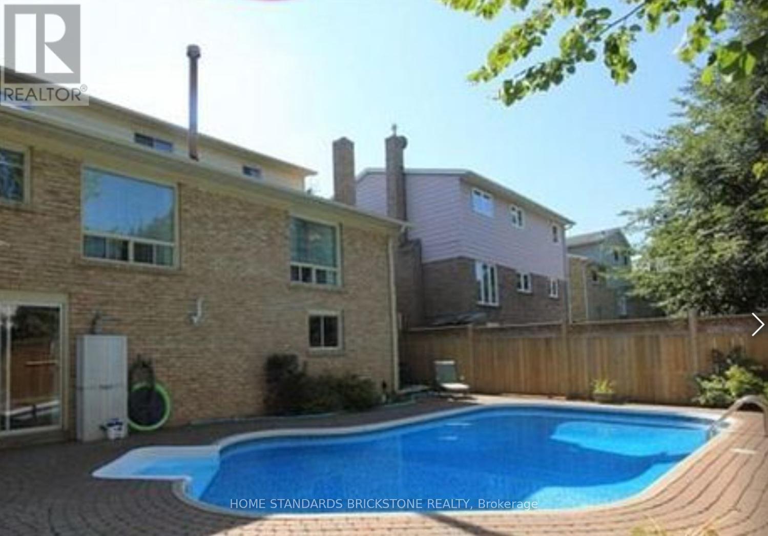 122 Lowe Boulevard, Newmarket, Ontario  L3Y 5T2 - Photo 22 - N12906510