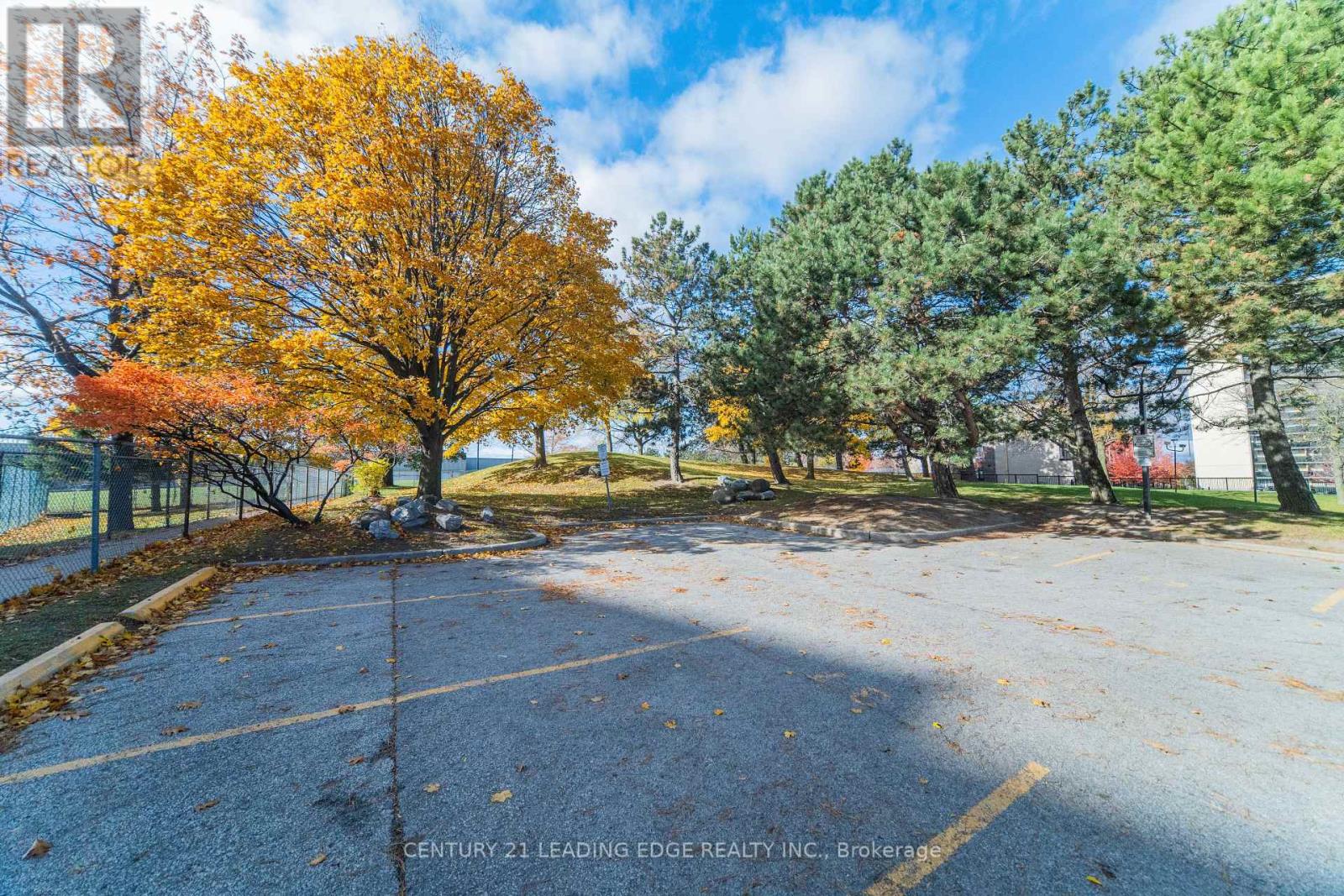 1510 - 120 Dundalk Drive, Toronto, Ontario  M1P 4V9 - Photo 37 - E12931004