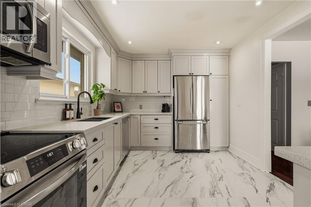 777 Hillcrest Road, Pickering, Ontario  L1W 2P5 - Photo 19 - 40815809