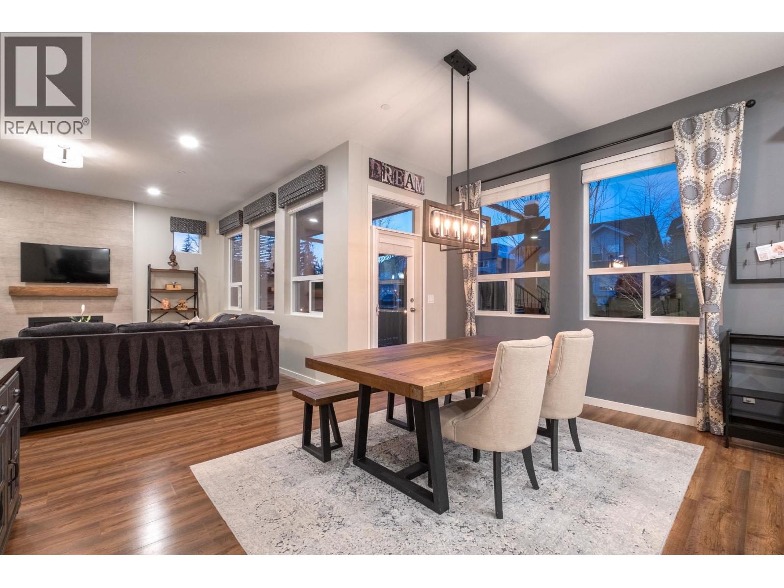 24095 Fern Crescent, Maple Ridge, British Columbia  V4R 2S1 - Photo 14 - R3104421