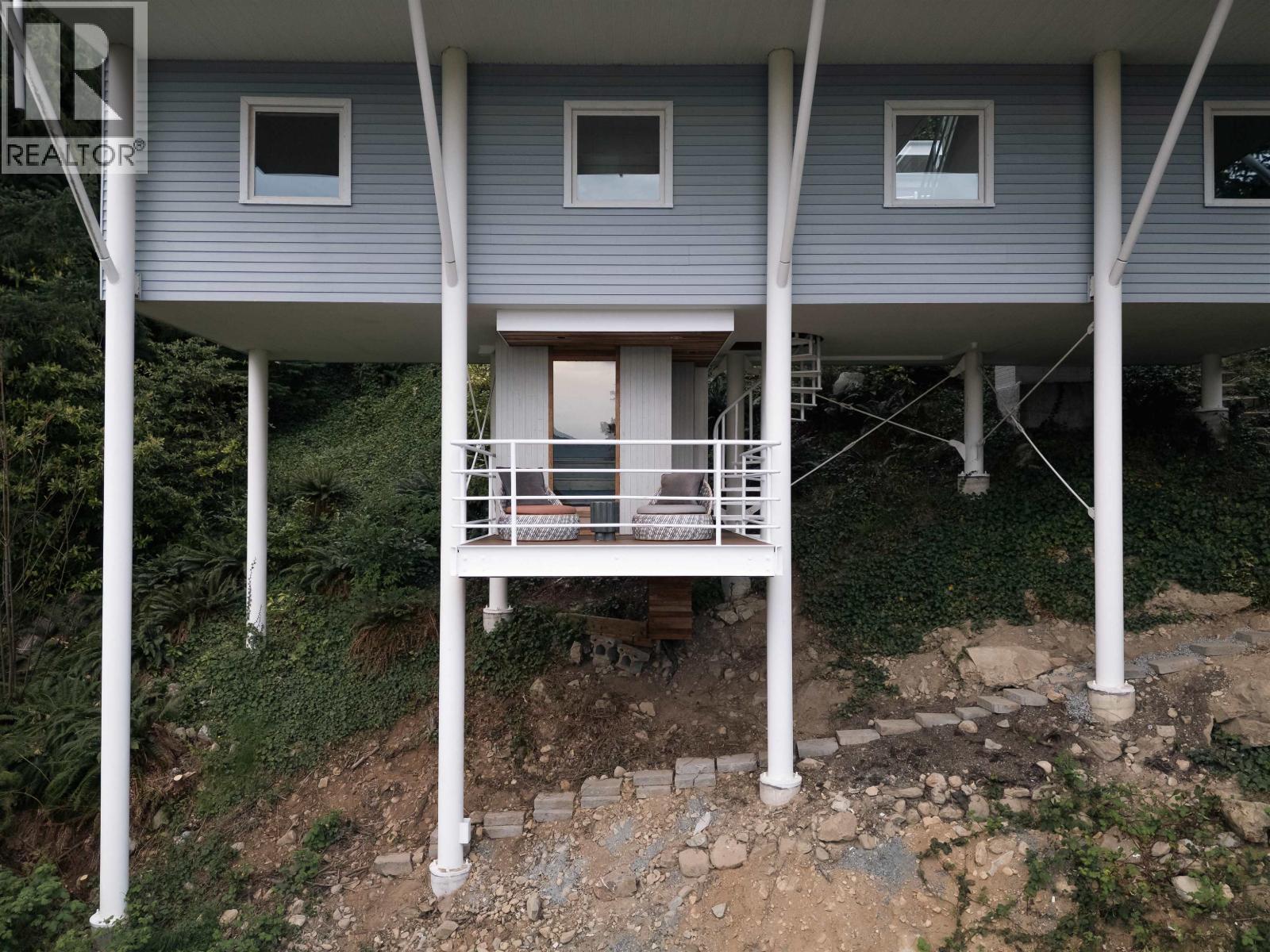 90 Isleview Place, West Vancouver, British Columbia V0N 2E0 - Photo 28 - R3104423