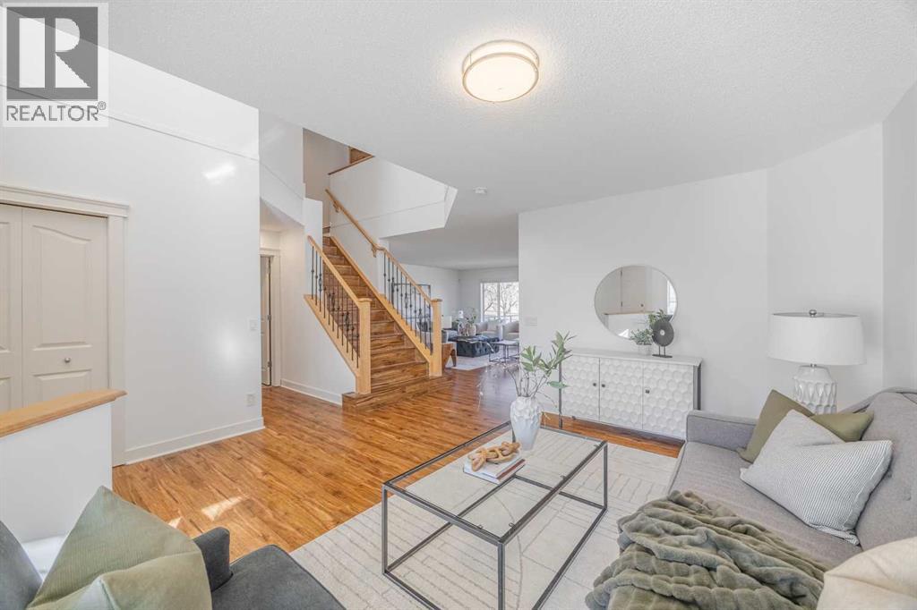 7936 Springbank Boulevard SW, Calgary, Alberta  T3H 4L9 - Photo 5 - A2296868