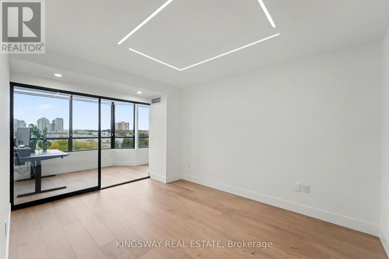 712 - 7420 Bathurst Street, Vaughan, Ontario  L4J 6X4 - Photo 17 - N12931022