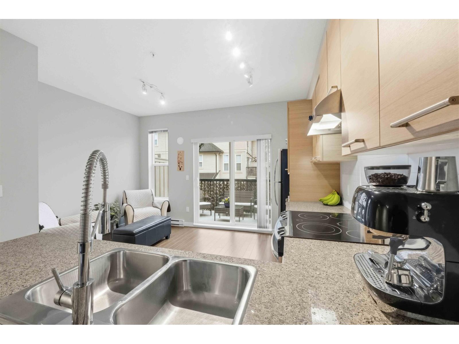 32 7938 209 Street, Langley, British Columbia  V2Y 0K1 - Photo 7 - R3104455