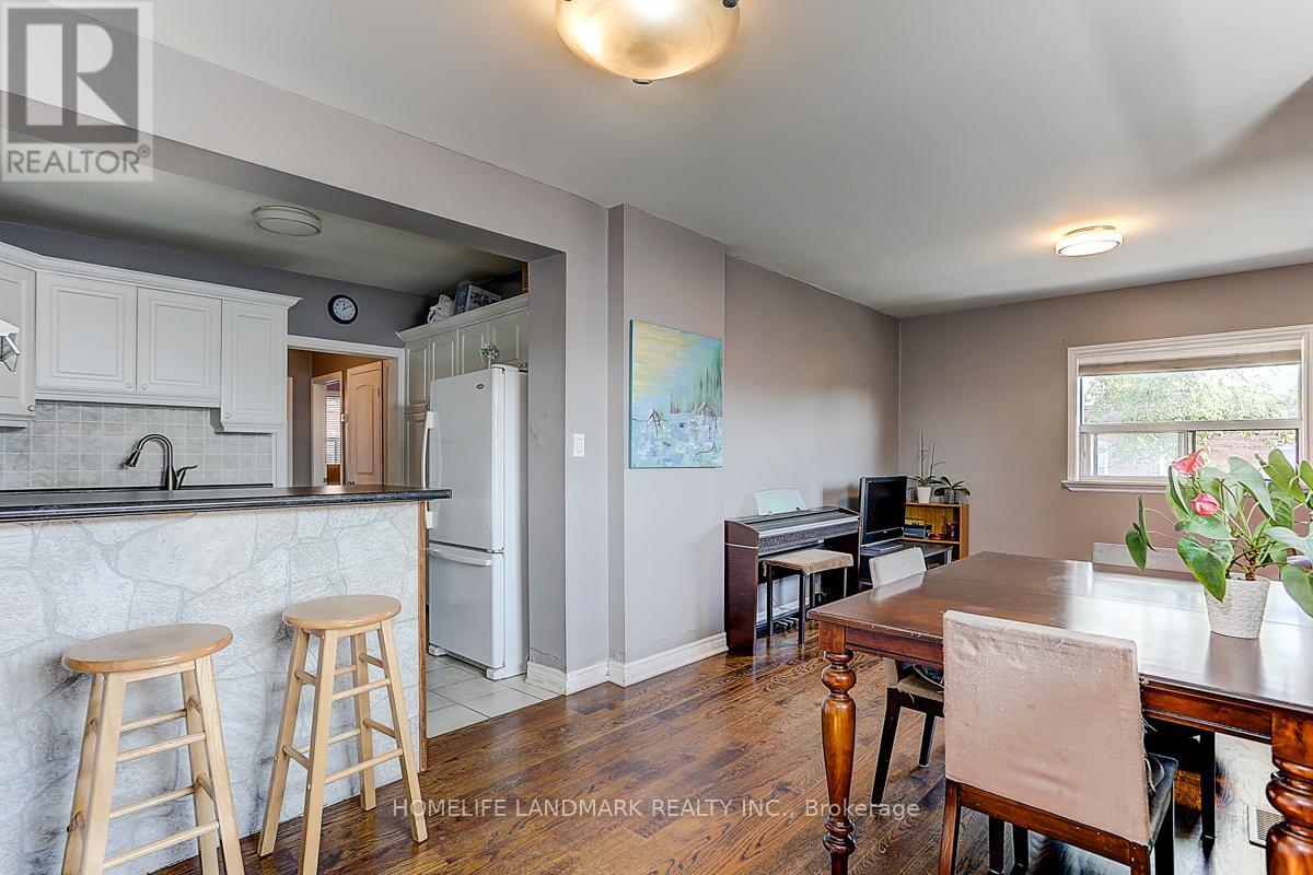 1281 Davenport Road, Toronto, Ontario  M6H 2H3 - Photo 6 - W12931006
