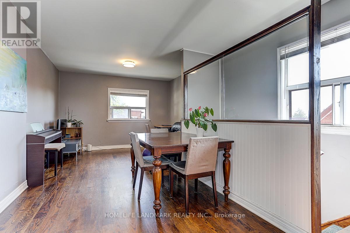 1281 Davenport Road, Toronto, Ontario  M6H 2H3 - Photo 7 - W12931006