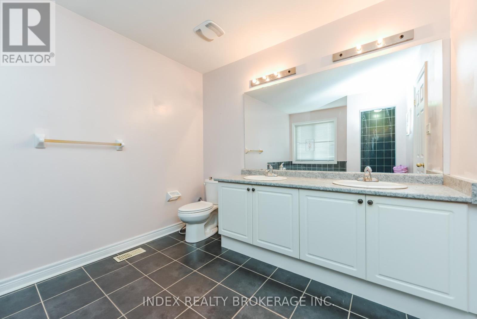 428 Father Tobin Road, Brampton, Ontario  L6R 0S2 - Photo 33 - W12931024