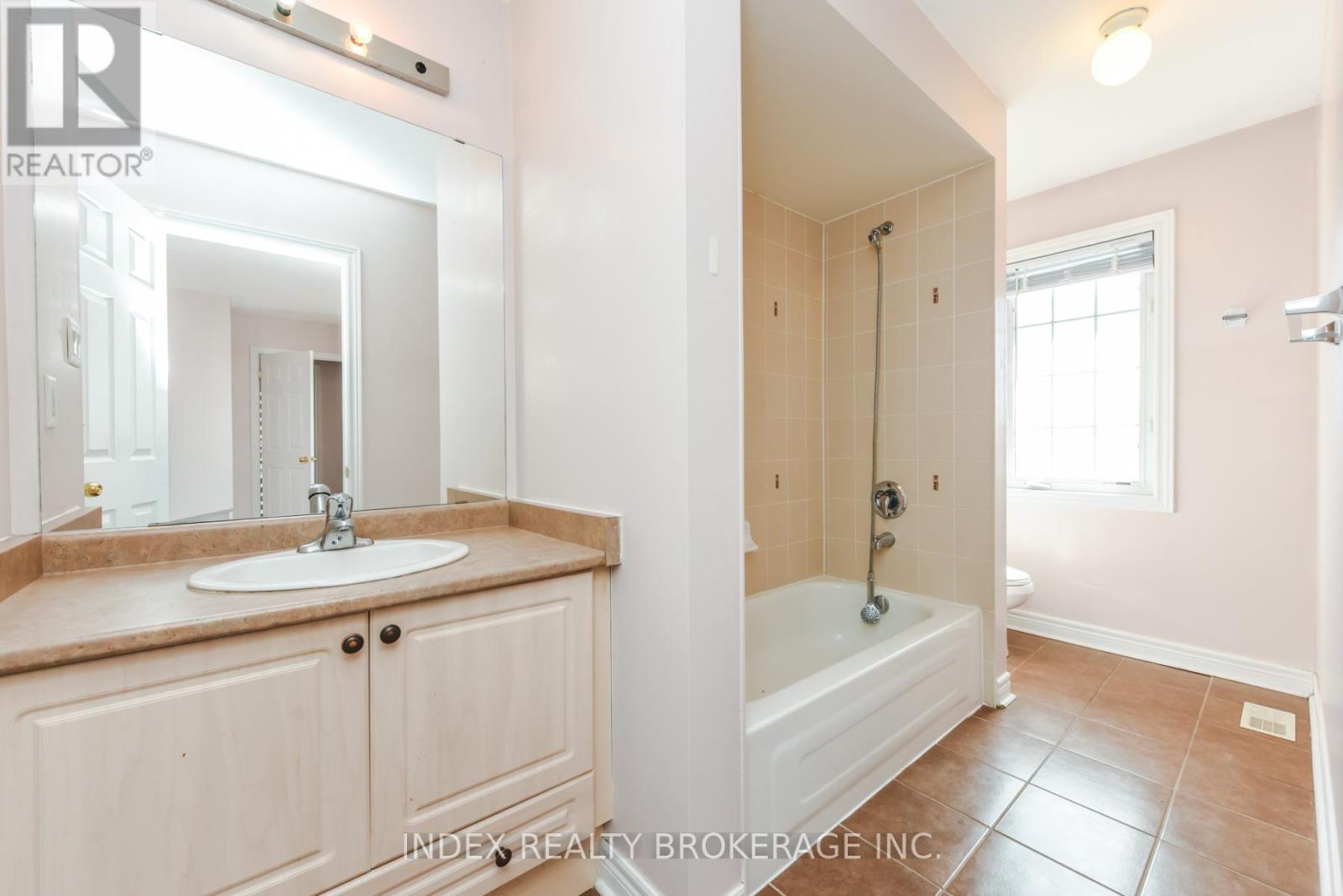 428 Father Tobin Road, Brampton, Ontario  L6R 0S2 - Photo 39 - W12931024