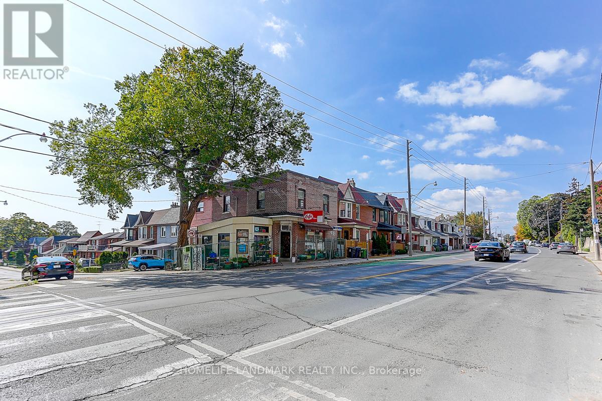 1281 Davenport Road, Toronto, Ontario M6H 2H3 - Photo 3 - W12931038