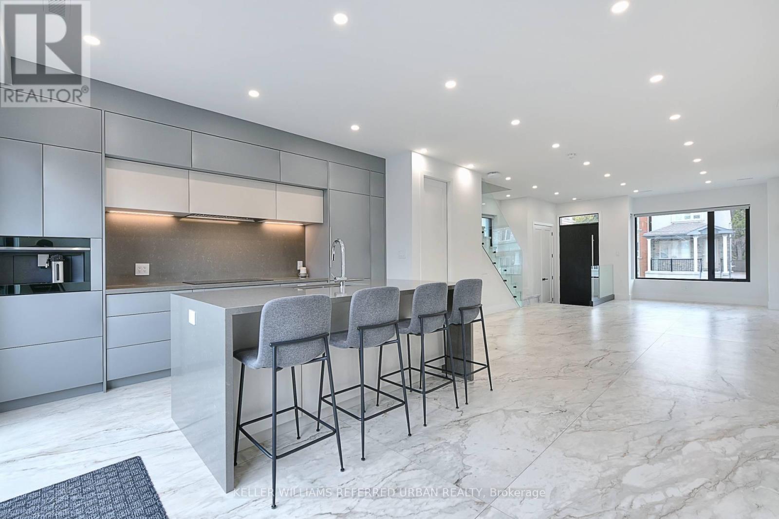 613 Harvie Avenue, Toronto, Ontario  M6E 4M4 - Photo 10 - W12931042