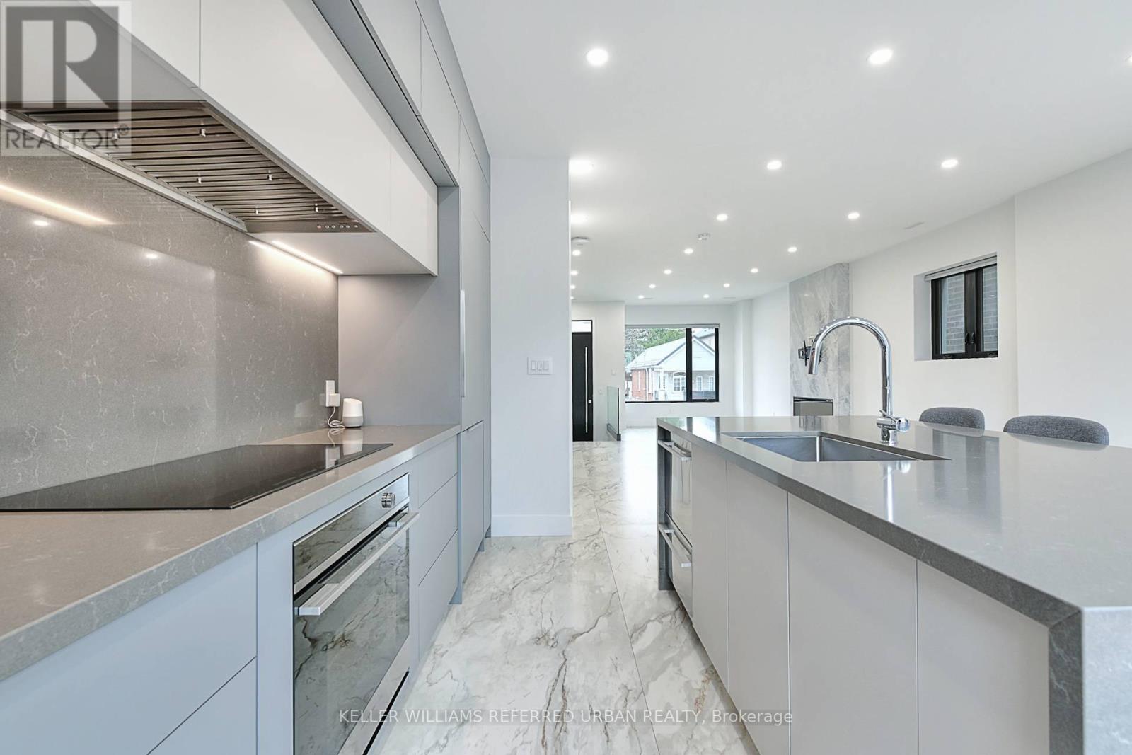 613 Harvie Avenue, Toronto, Ontario  M6E 4M4 - Photo 12 - W12931042