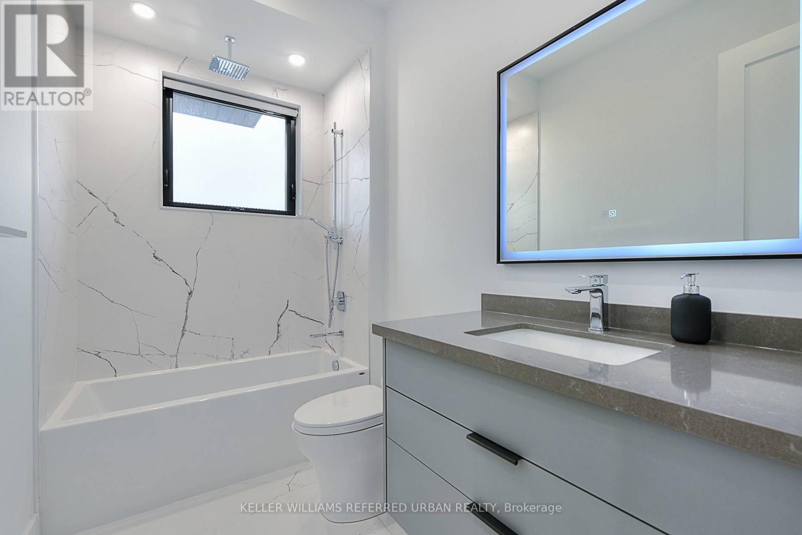 613 Harvie Avenue, Toronto, Ontario  M6E 4M4 - Photo 16 - W12931042