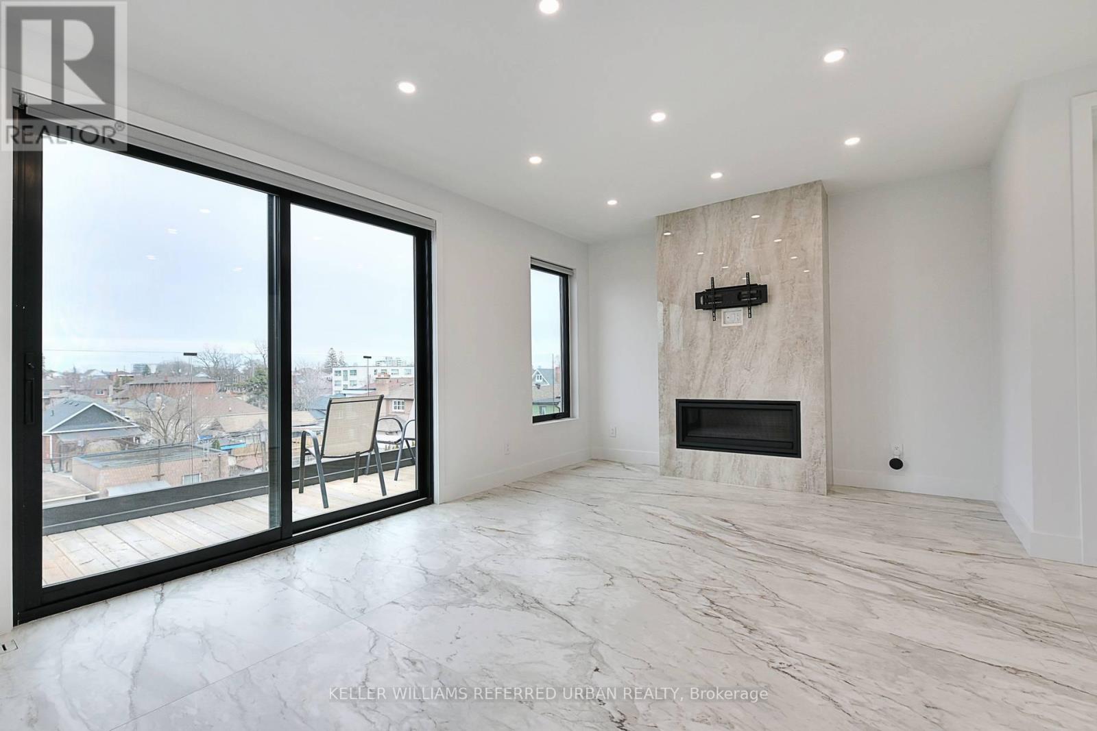 613 Harvie Avenue, Toronto, Ontario  M6E 4M4 - Photo 22 - W12931042