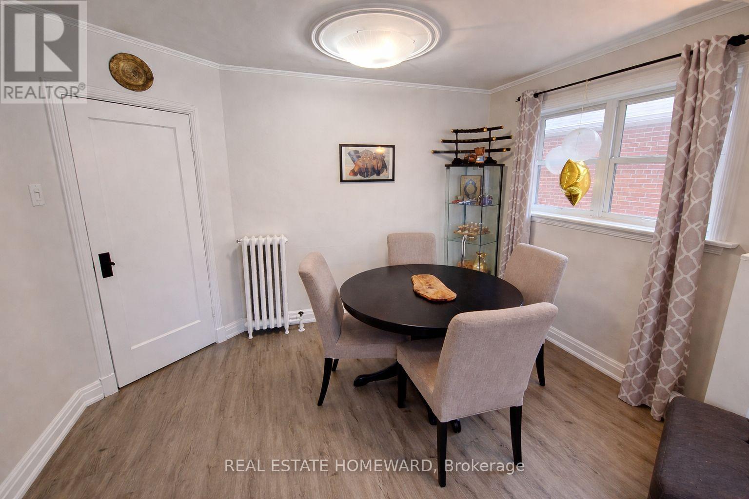 408 O'connor Drive, Toronto, Ontario  M4J 2W3 - Photo 3 - E12928498