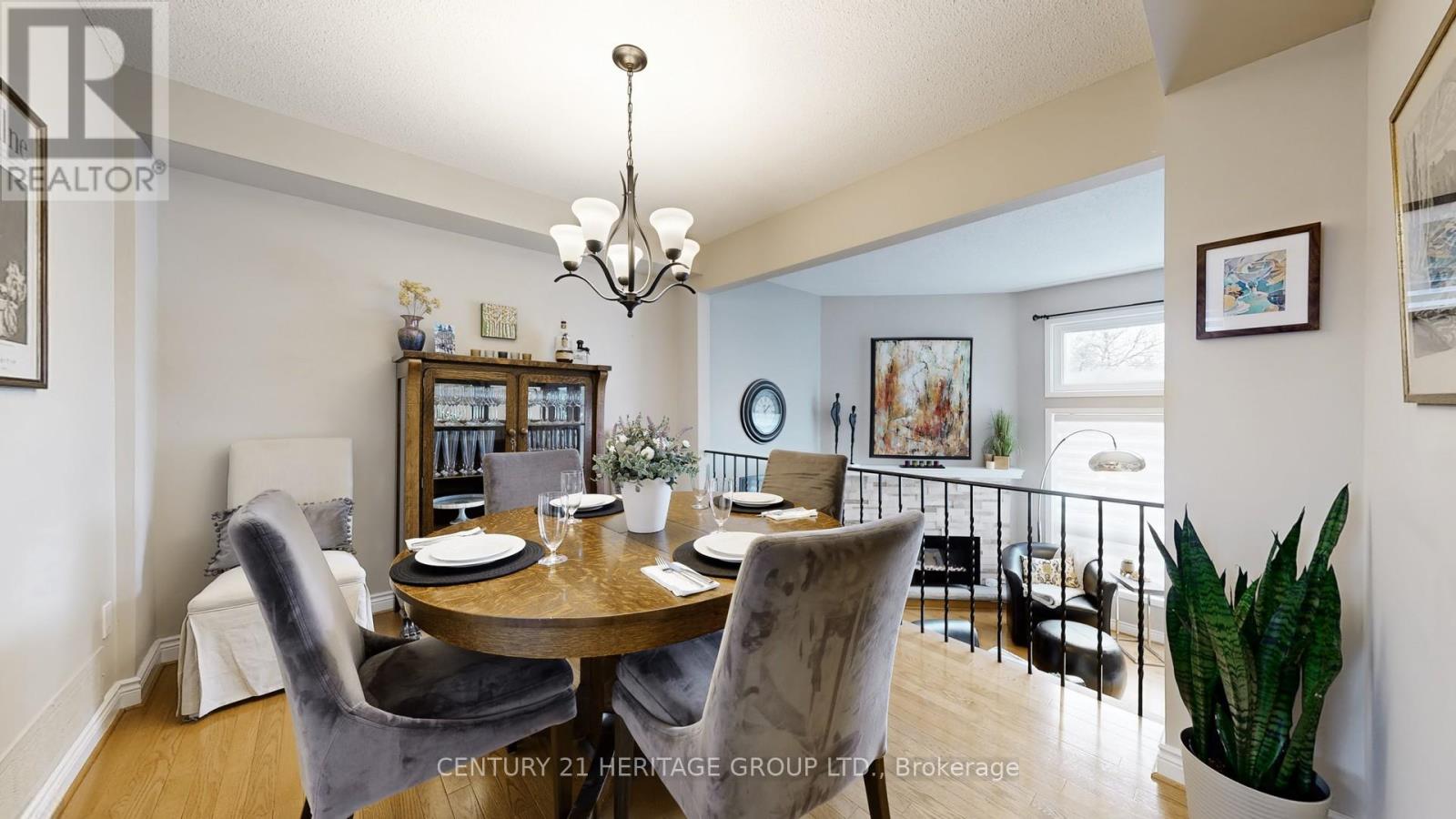 8 Dunkeld Way, Markham, Ontario  L3T 4Y9 - Photo 13 - N12914684