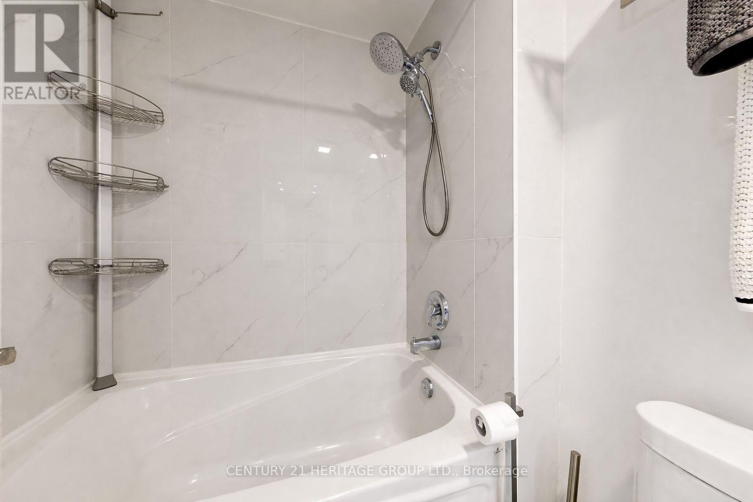 8 Dunkeld Way, Markham, Ontario  L3T 4Y9 - Photo 38 - N12914684