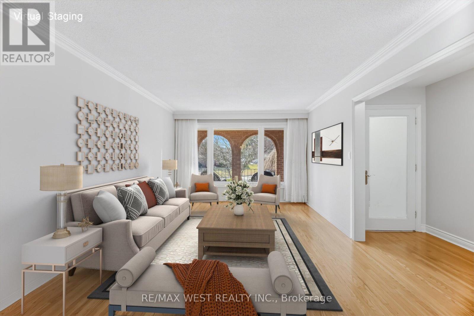 6 Disan Court, Toronto, Ontario  M9V 4A7 - Photo 7 - W12930106