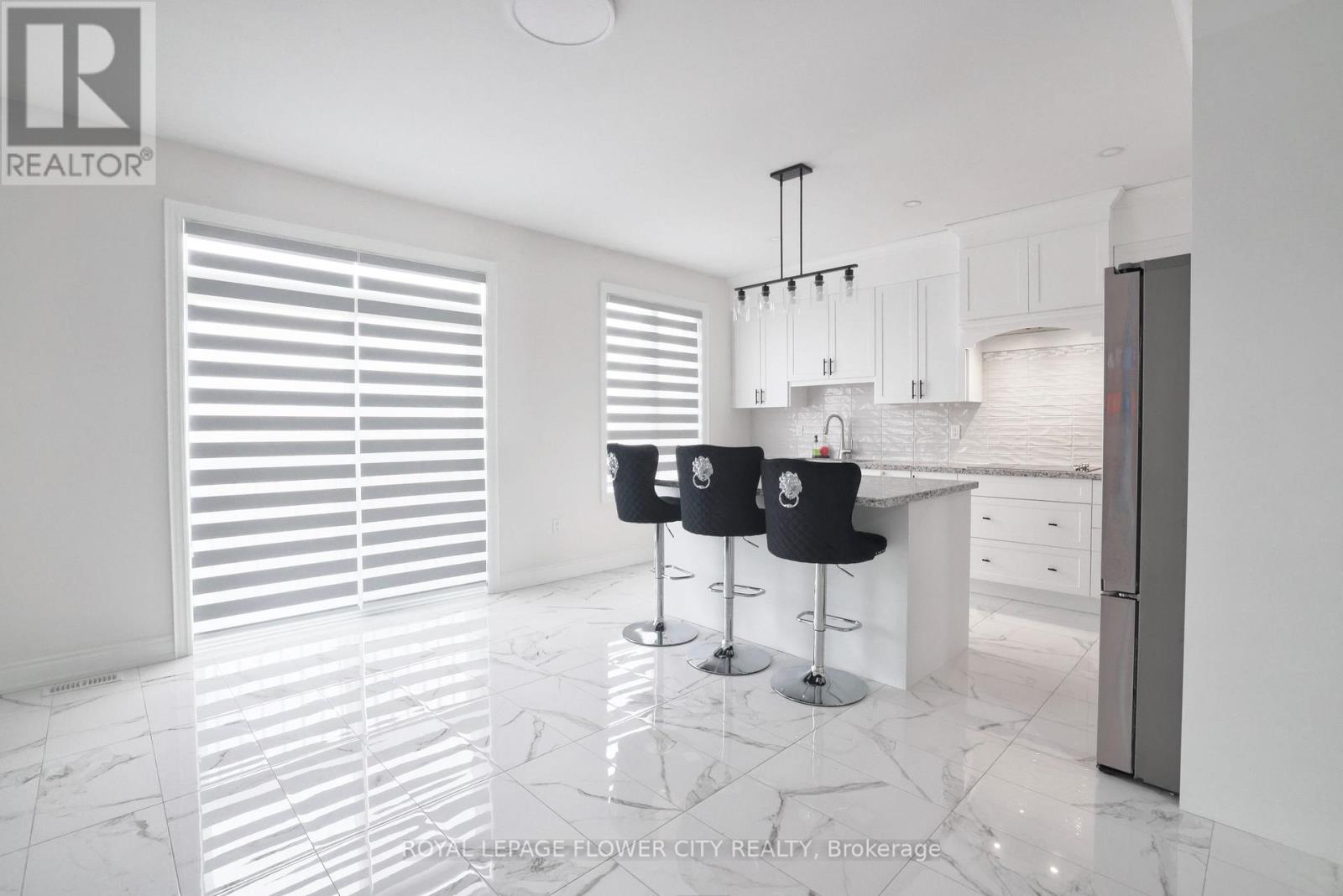 21 Aveena Road N, Brampton, Ontario  L6P 0Z5 - Photo 10 - W12930326