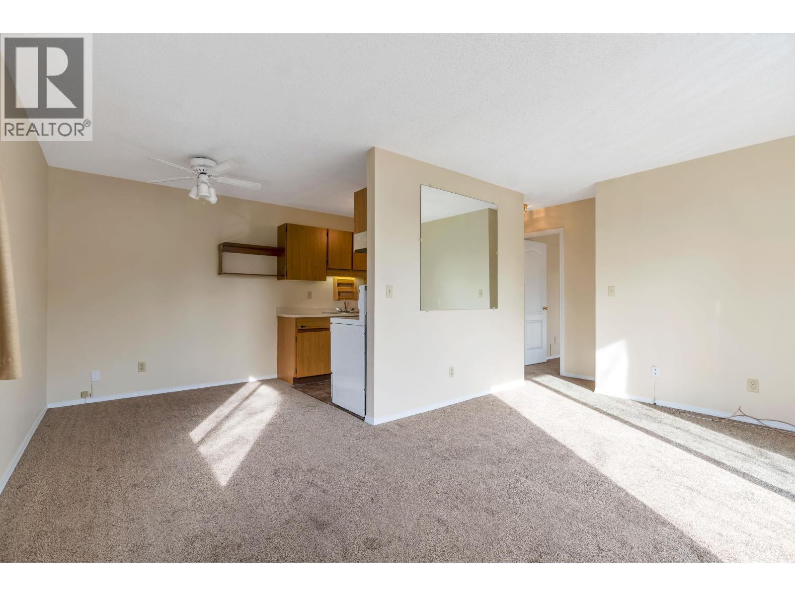 212 535 Blue Mountain Street, Coquitlam, British Columbia  V3J 4R2 - Photo 16 - R3104306