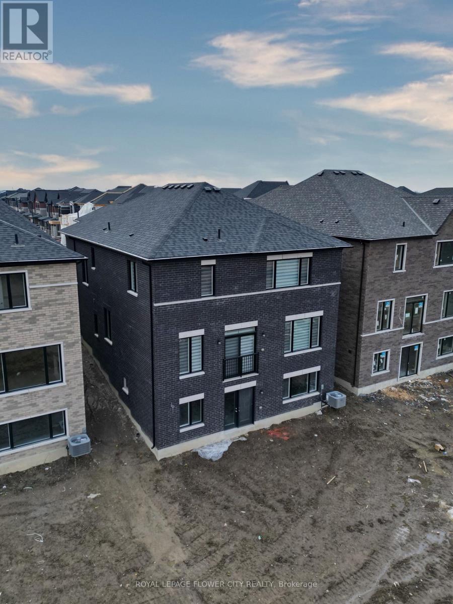 21 Aveena Road N, Brampton, Ontario  L6P 0Z5 - Photo 5 - W12930326