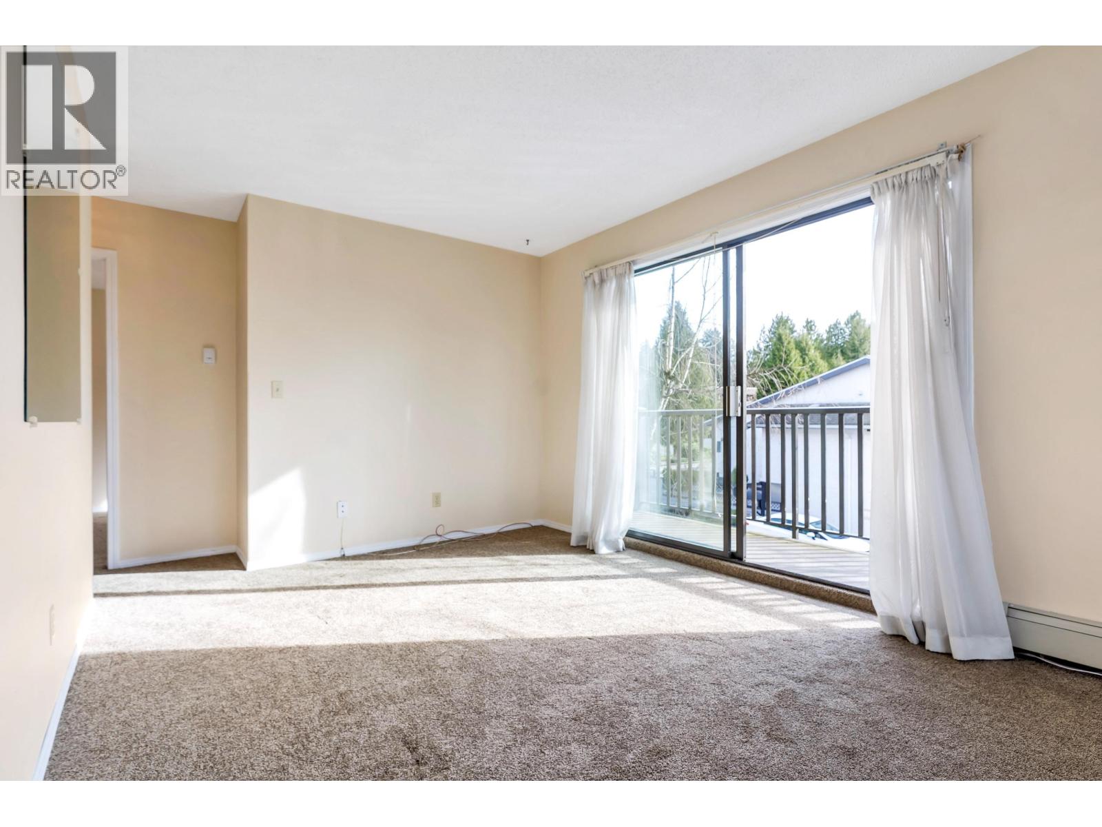 212 535 Blue Mountain Street, Coquitlam, British Columbia  V3J 4R2 - Photo 18 - R3104306