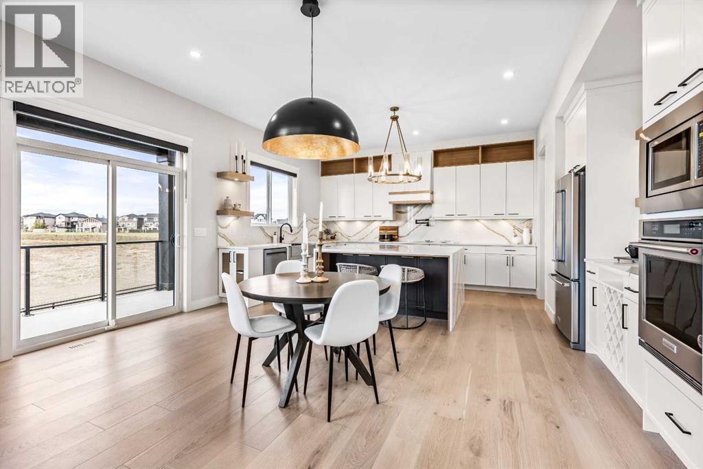 112 South Shore View, Chestermere, Alberta  T1X 2R9 - Photo 10 - A2296454