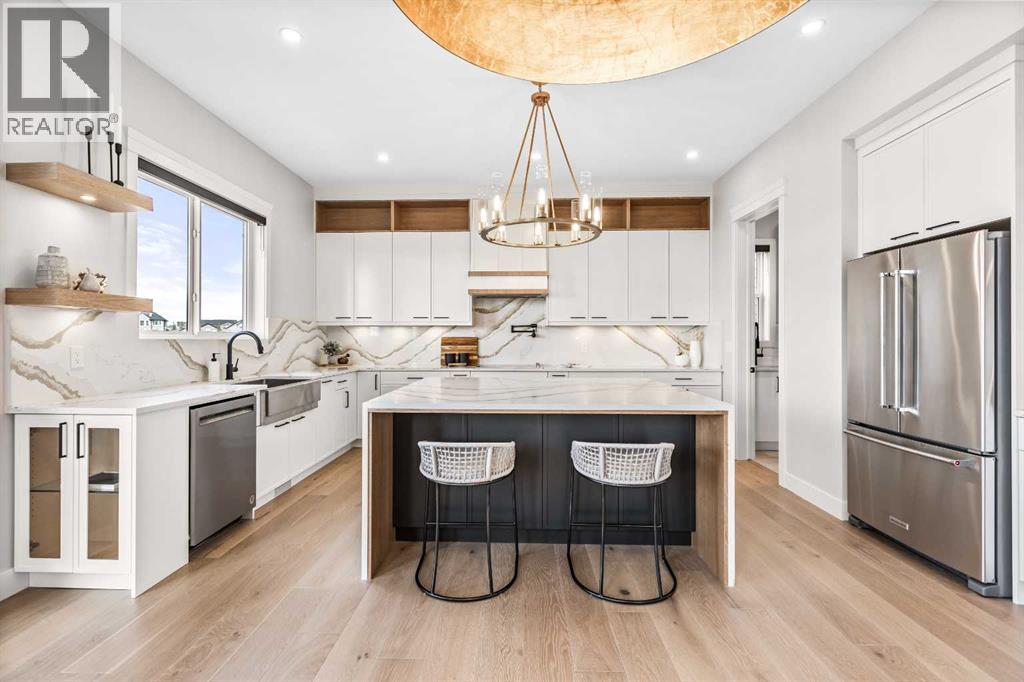 112 South Shore View, Chestermere, Alberta  T1X 2R9 - Photo 12 - A2296454