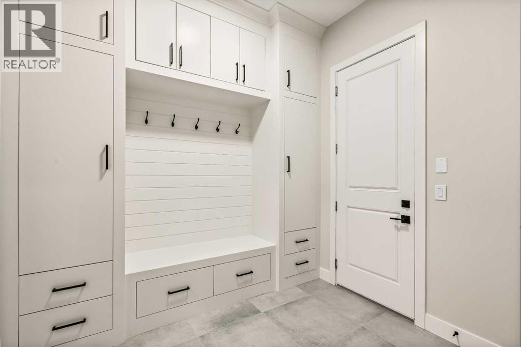 112 South Shore View, Chestermere, Alberta  T1X 2R9 - Photo 6 - A2296454