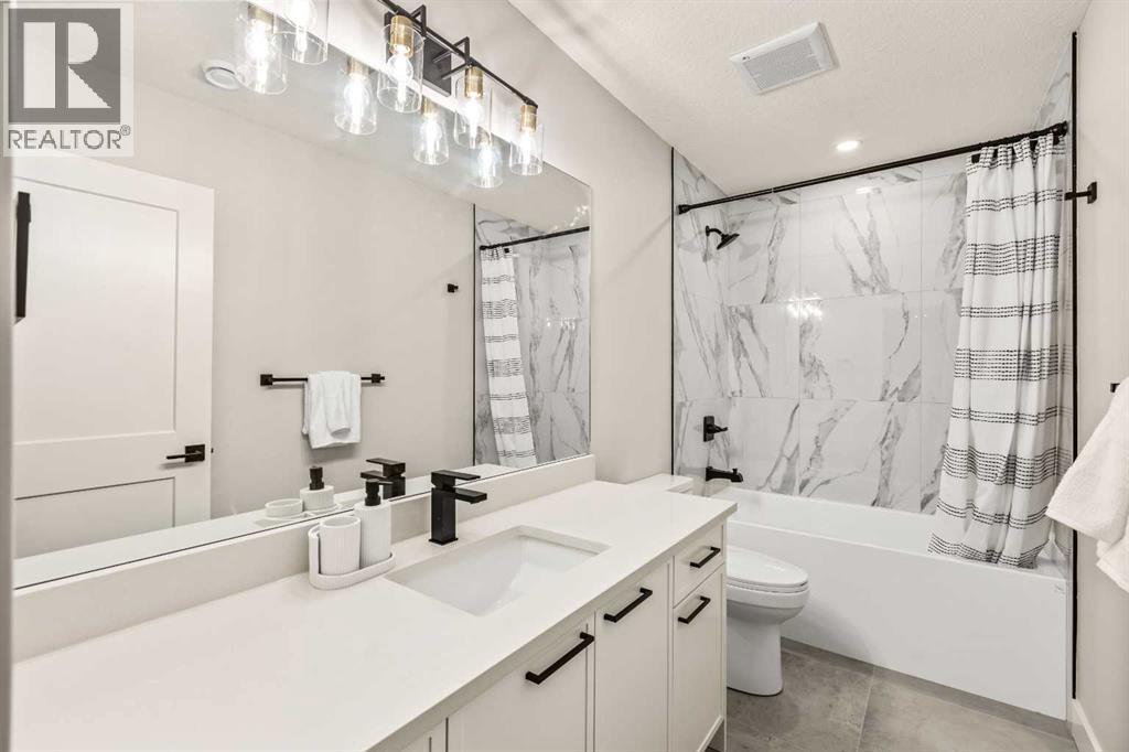 112 South Shore View, Chestermere, Alberta  T1X 2R9 - Photo 43 - A2296454