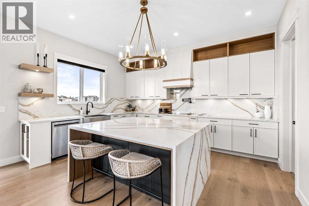 112 South Shore View, Chestermere, Alberta  T1X 2R9 - Photo 15 - A2296454