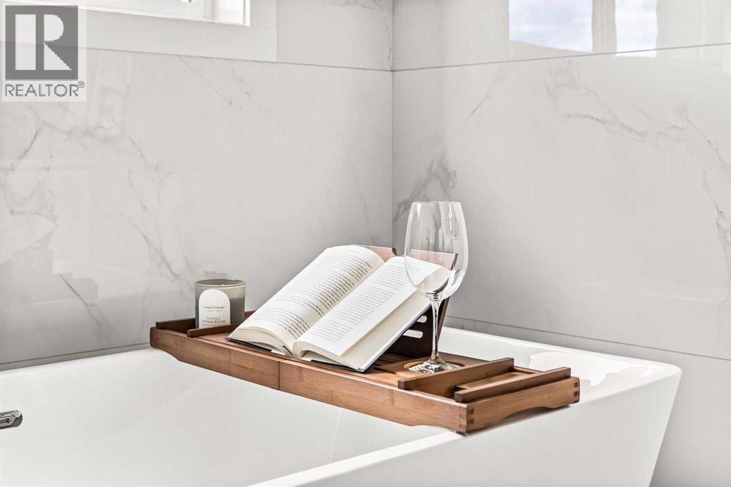 112 South Shore View, Chestermere, Alberta  T1X 2R9 - Photo 29 - A2296454