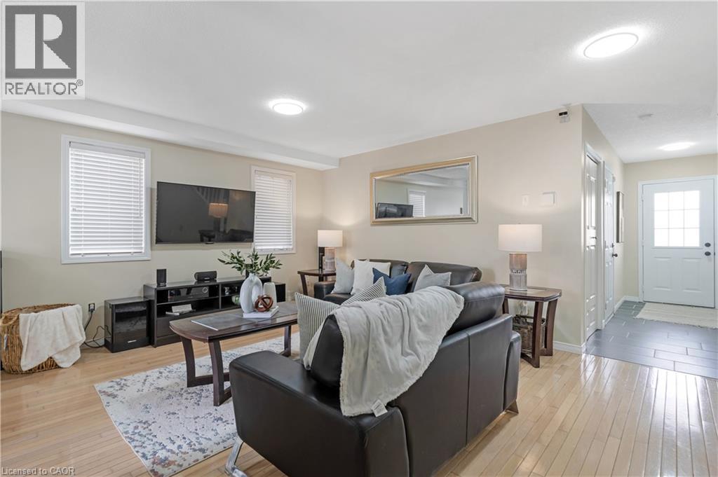 440 Langlaw Drive, Cambridge, Ontario  N1P 1H5 - Photo 7 - 40814726