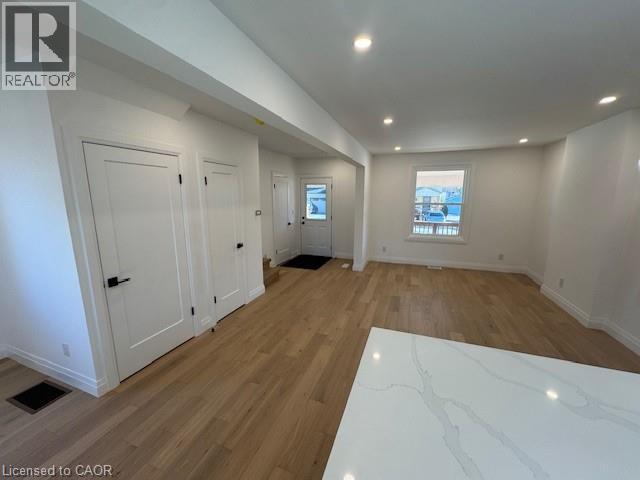 304 Park Street, Hamilton, Ontario  L9H 1Y9 - Photo 10 - 40815761