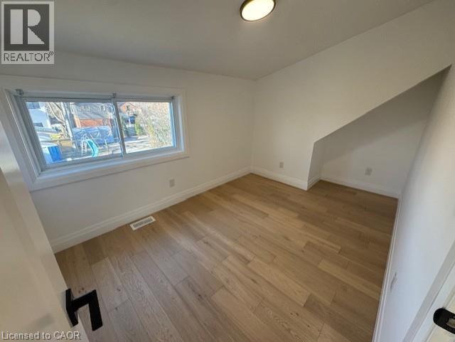 304 Park Street, Hamilton, Ontario  L9H 1Y9 - Photo 14 - 40815761