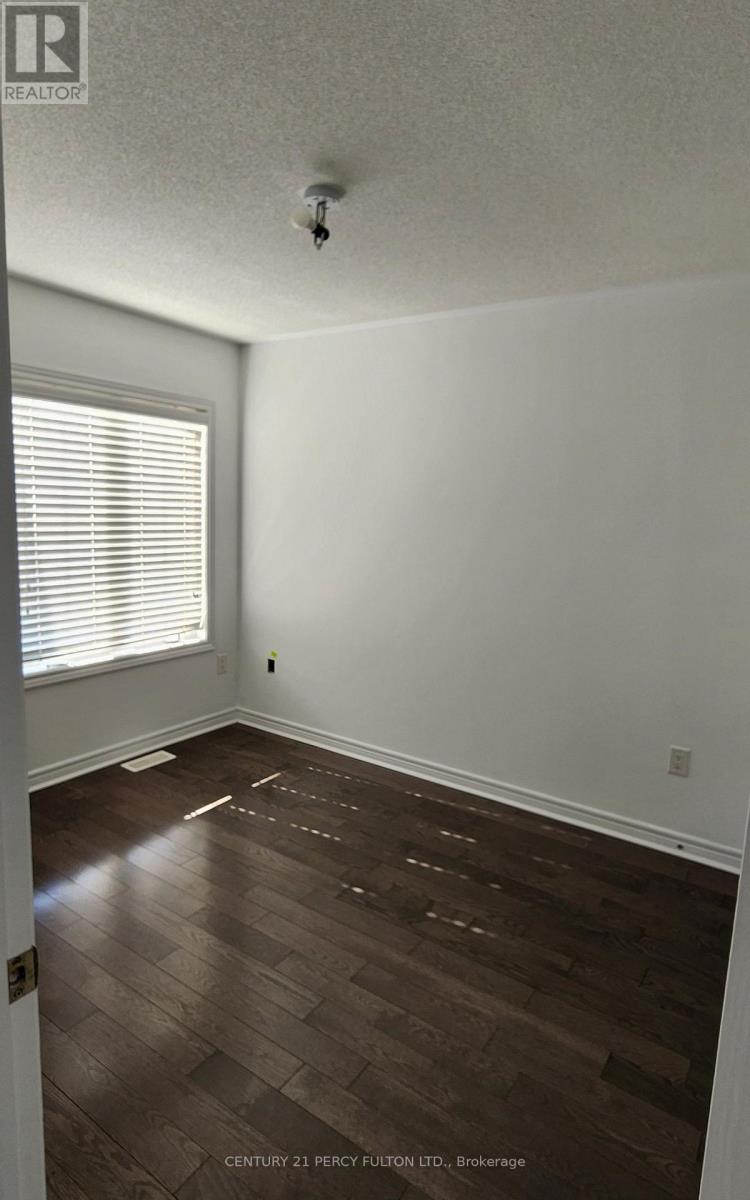 106 Henry Bauer Avenue, Markham, Ontario  L6C 0S3 - Photo 12 - N12846418