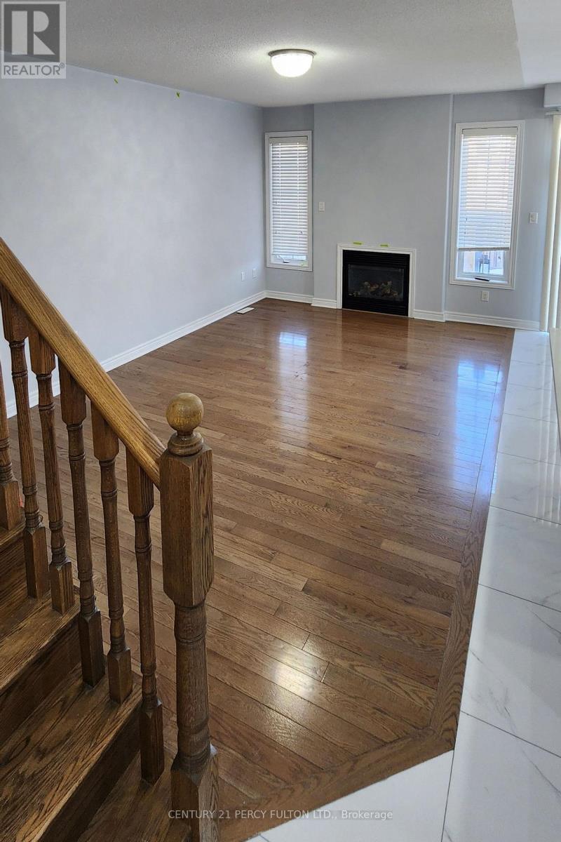 106 Henry Bauer Avenue, Markham, Ontario  L6C 0S3 - Photo 14 - N12846418