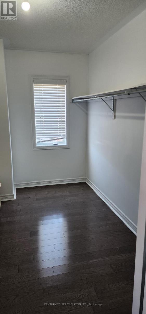 106 Henry Bauer Avenue, Markham, Ontario  L6C 0S3 - Photo 10 - N12846418