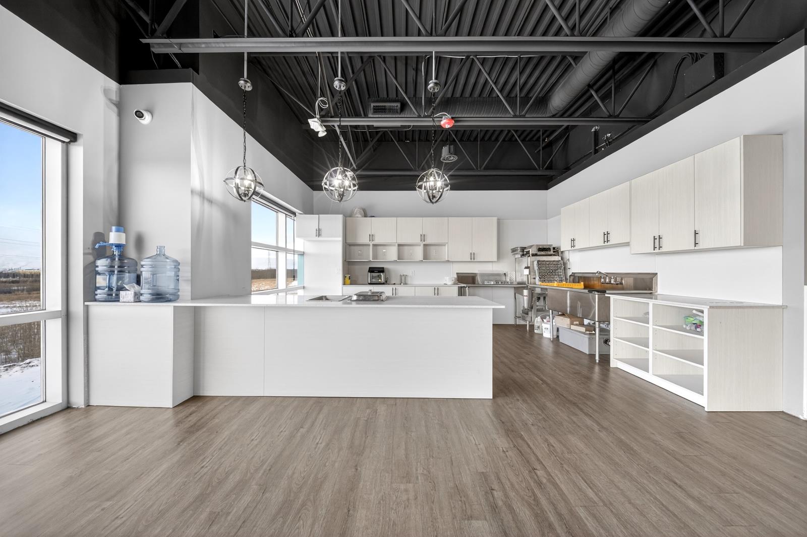 4954  Roper Road, Edmonton, Alberta  T6B 3T7 - Photo 14 - 44595390