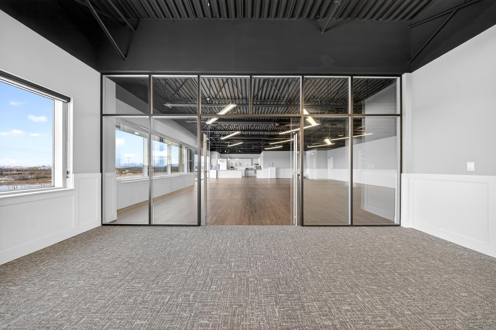 4954  Roper Road, Edmonton, Alberta  T6B 3T7 - Photo 8 - 44595390