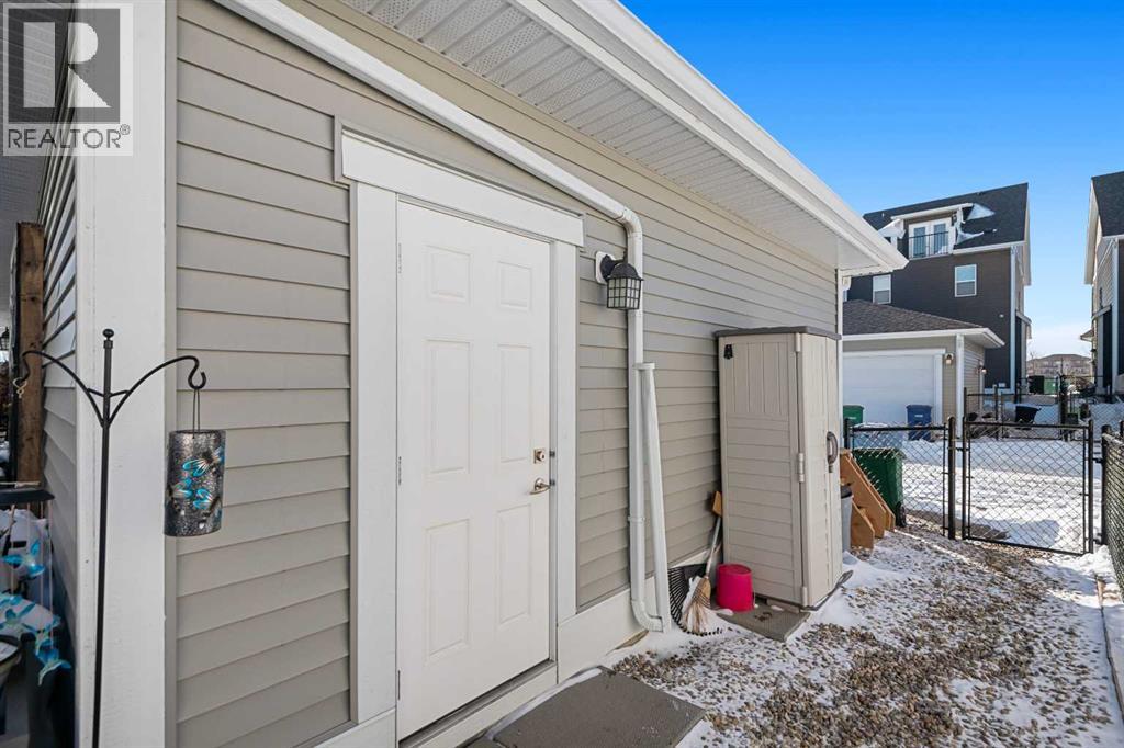 112 South Point Court SW, Airdrie, Alberta  T4B 4K9 - Photo 37 - A2288970