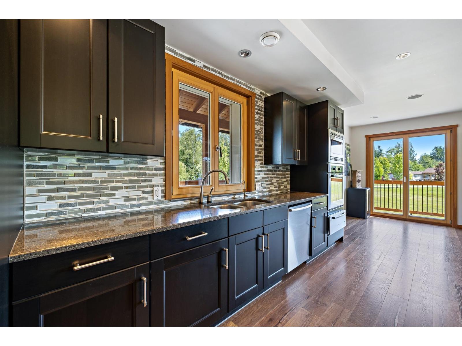 1061 216 Street, Langley, British Columbia V2Z 1R3 - Photo 9 - R3103974