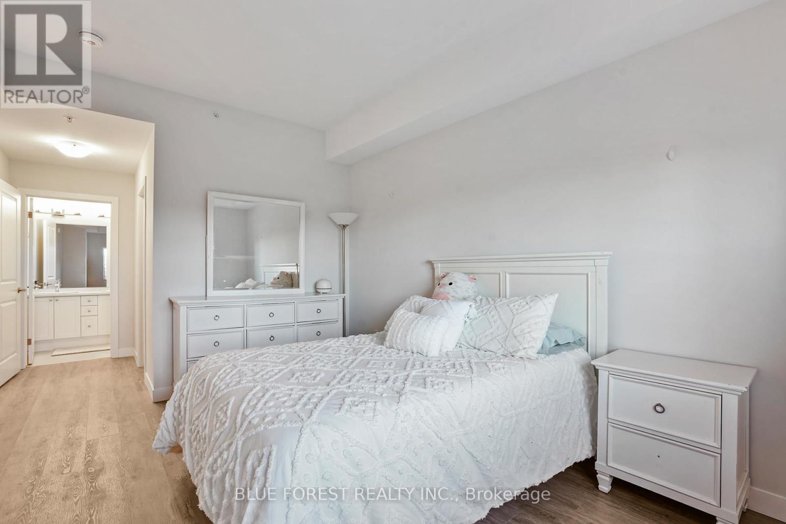 307 - 100 The Promenade, Central Elgin, Ontario  N5L 1C5 - Photo 15 - X12931092