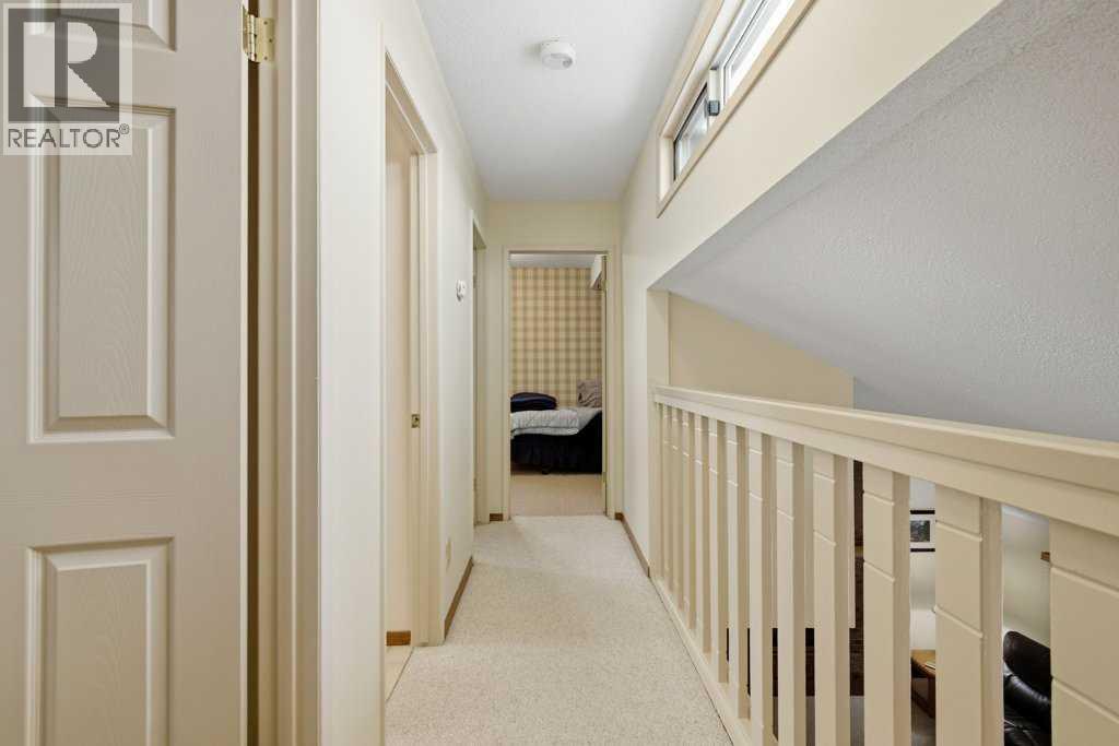 555 Queensland Circle Se, Calgary, Alberta  T2J 4P7 - Photo 19 - A2295695