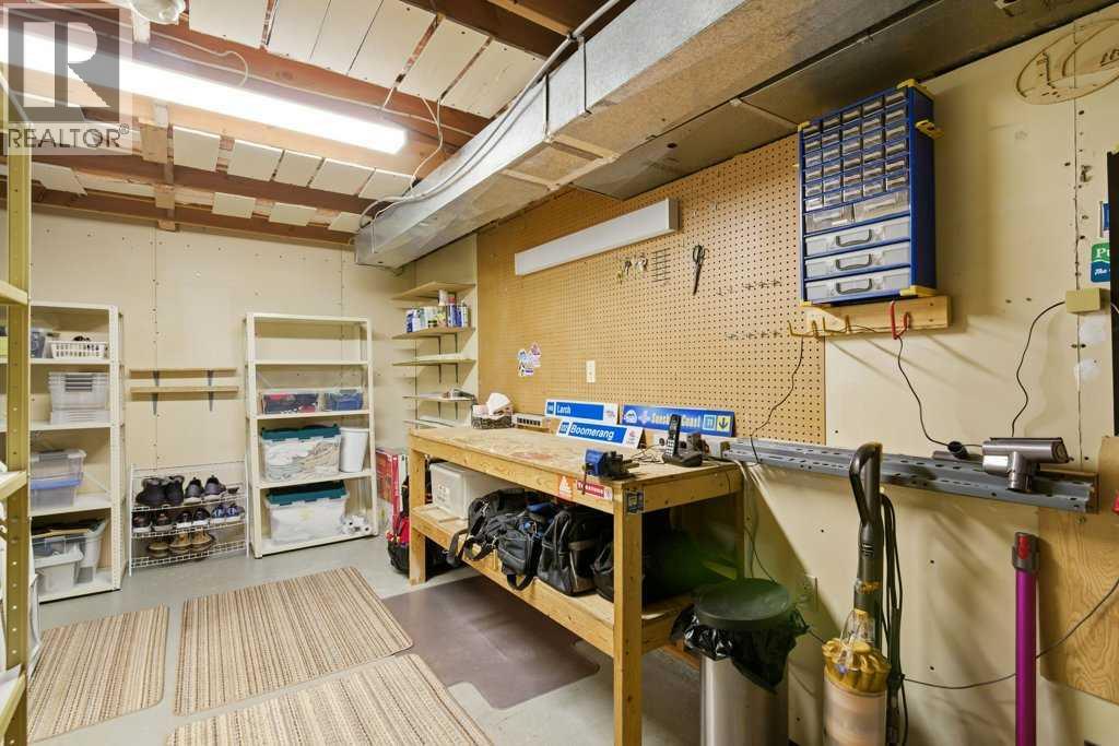 555 Queensland Circle Se, Calgary, Alberta  T2J 4P7 - Photo 28 - A2295695