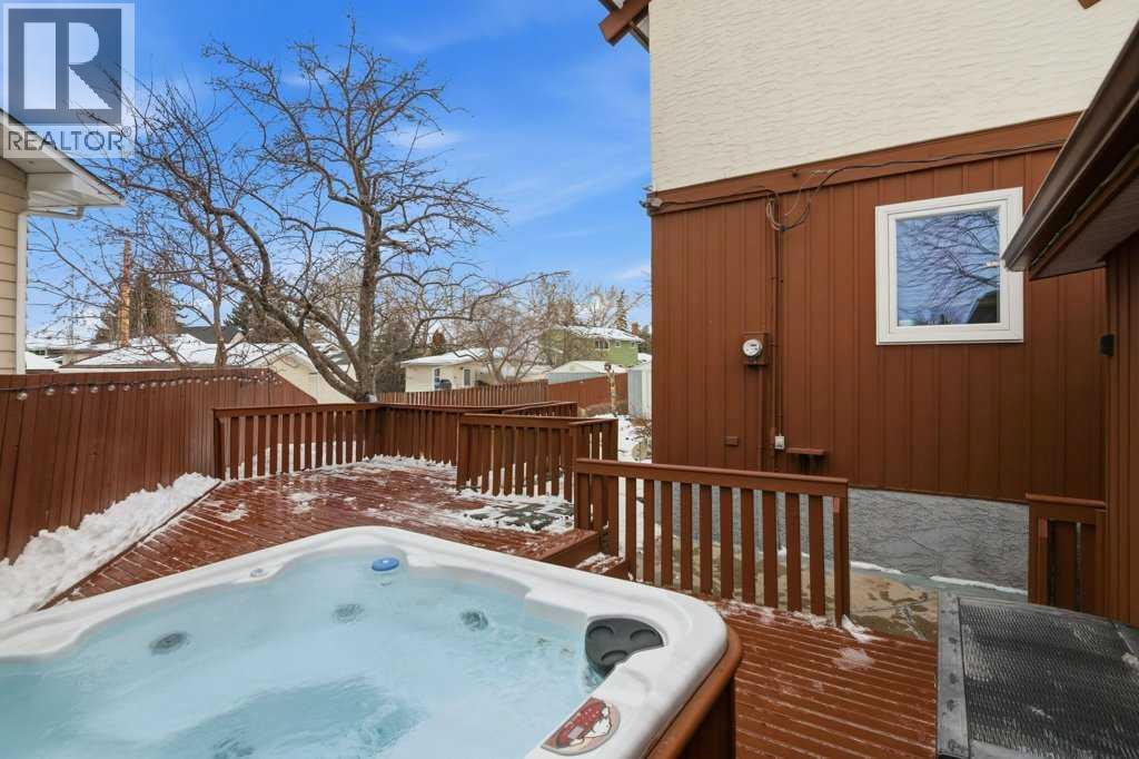 555 Queensland Circle Se, Calgary, Alberta  T2J 4P7 - Photo 34 - A2295695