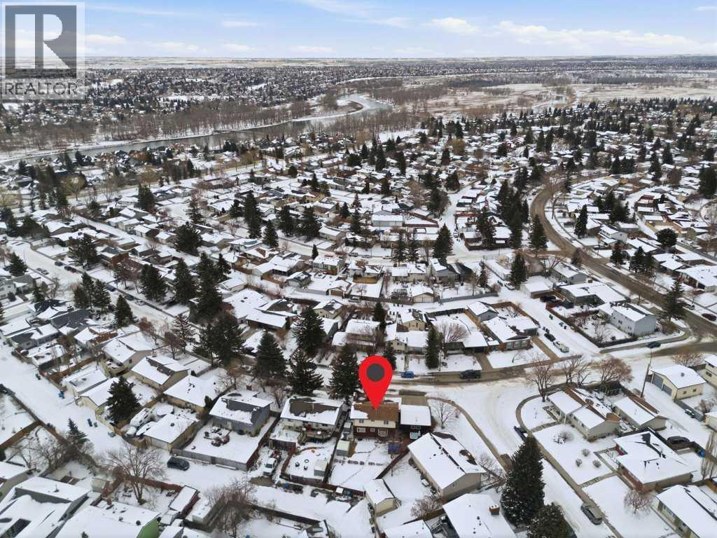 555 Queensland Circle Se, Calgary, Alberta  T2J 4P7 - Photo 43 - A2295695