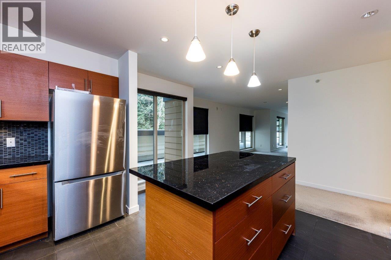 Ph1 2832 Capilano Road, North Vancouver, British Columbia  V7R 4H5 - Photo 7 - R3104239