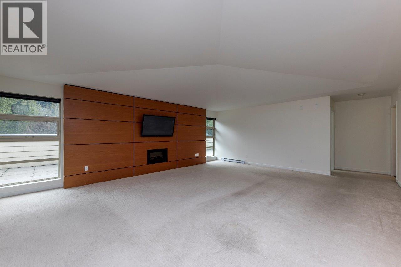 Ph1 2832 Capilano Road, North Vancouver, British Columbia  V7R 4H5 - Photo 10 - R3104239