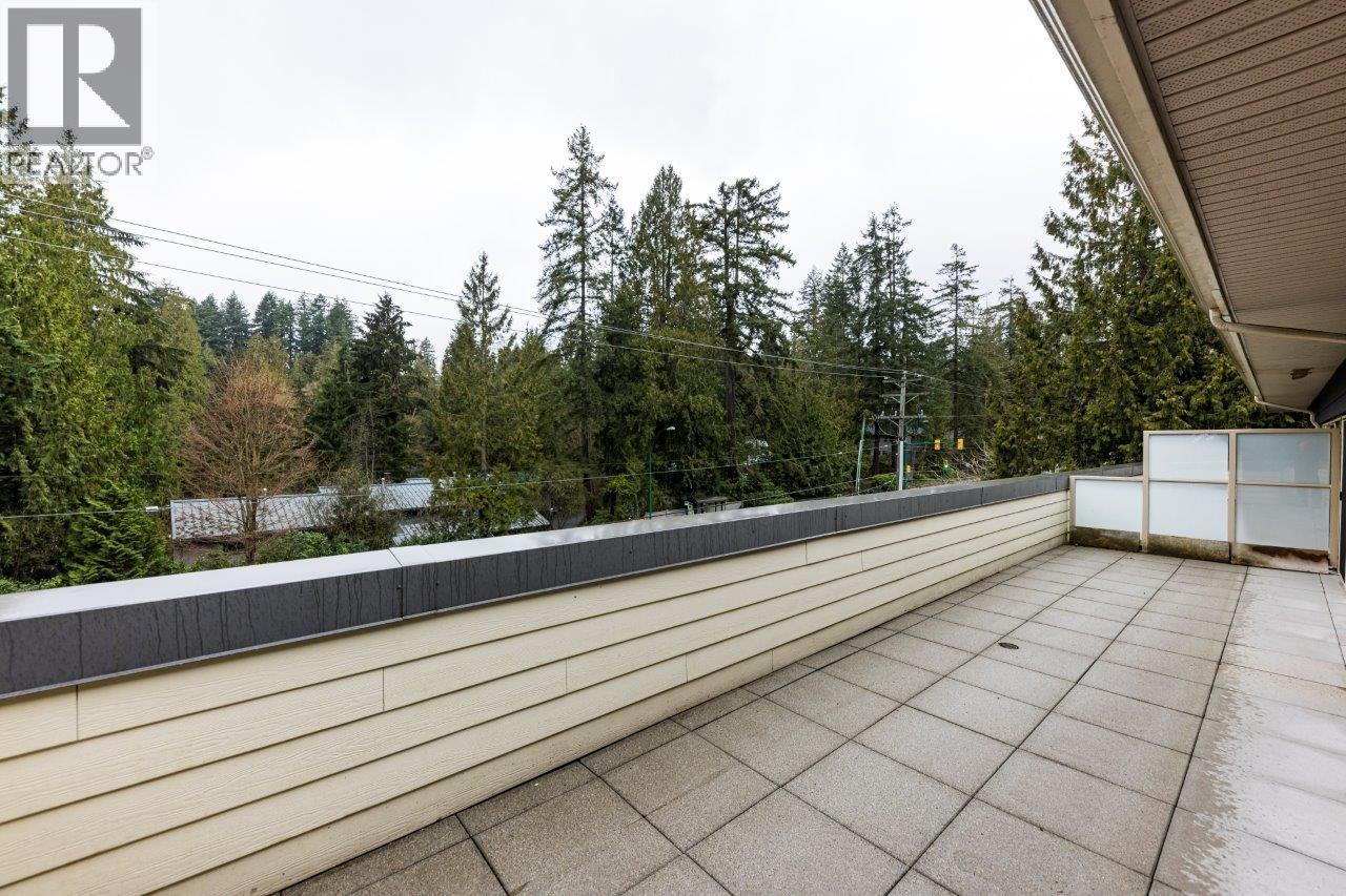 Ph1 2832 Capilano Road, North Vancouver, British Columbia  V7R 4H5 - Photo 26 - R3104239